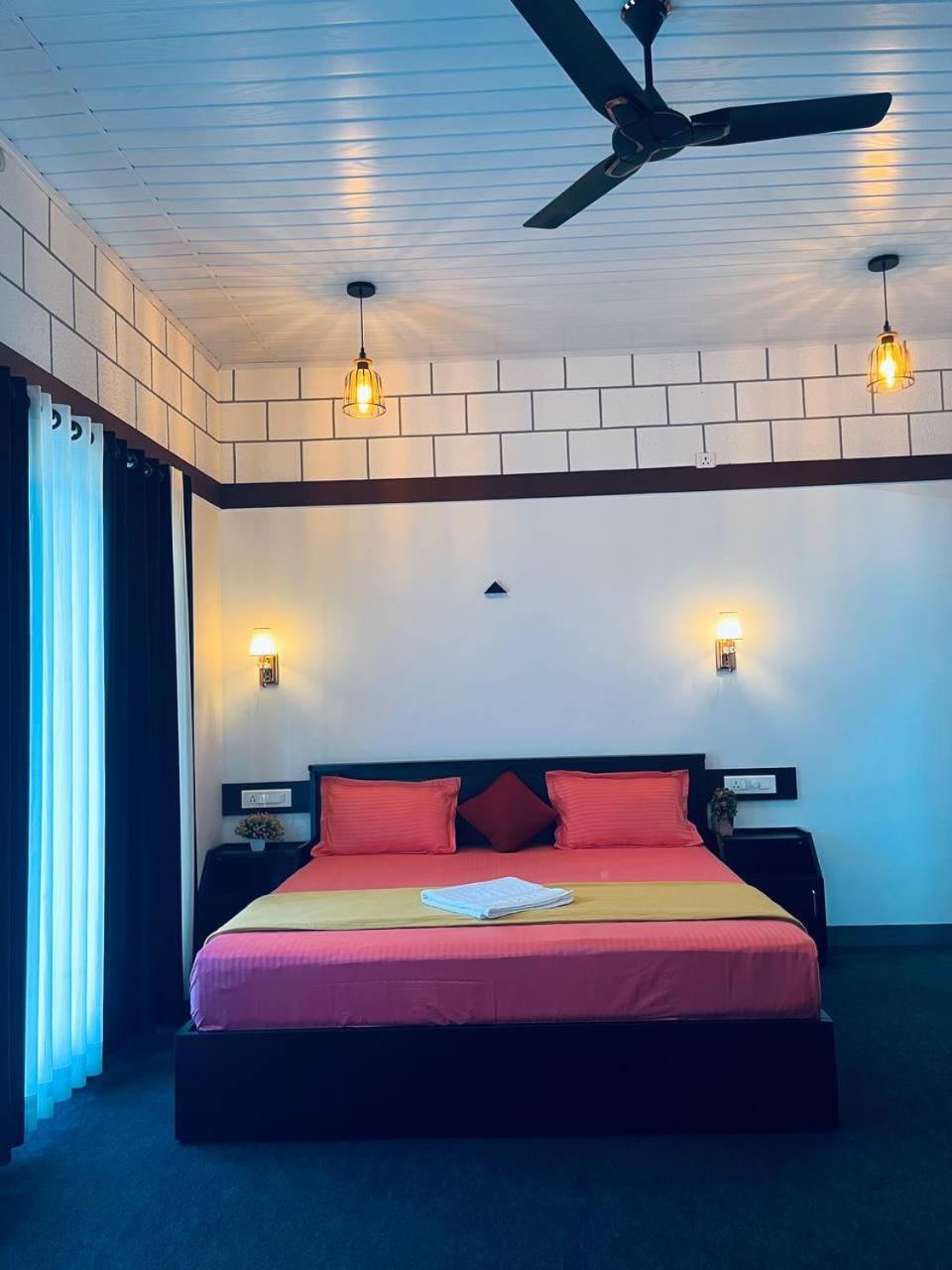 Linn View Home Stay 무나르 외부 사진