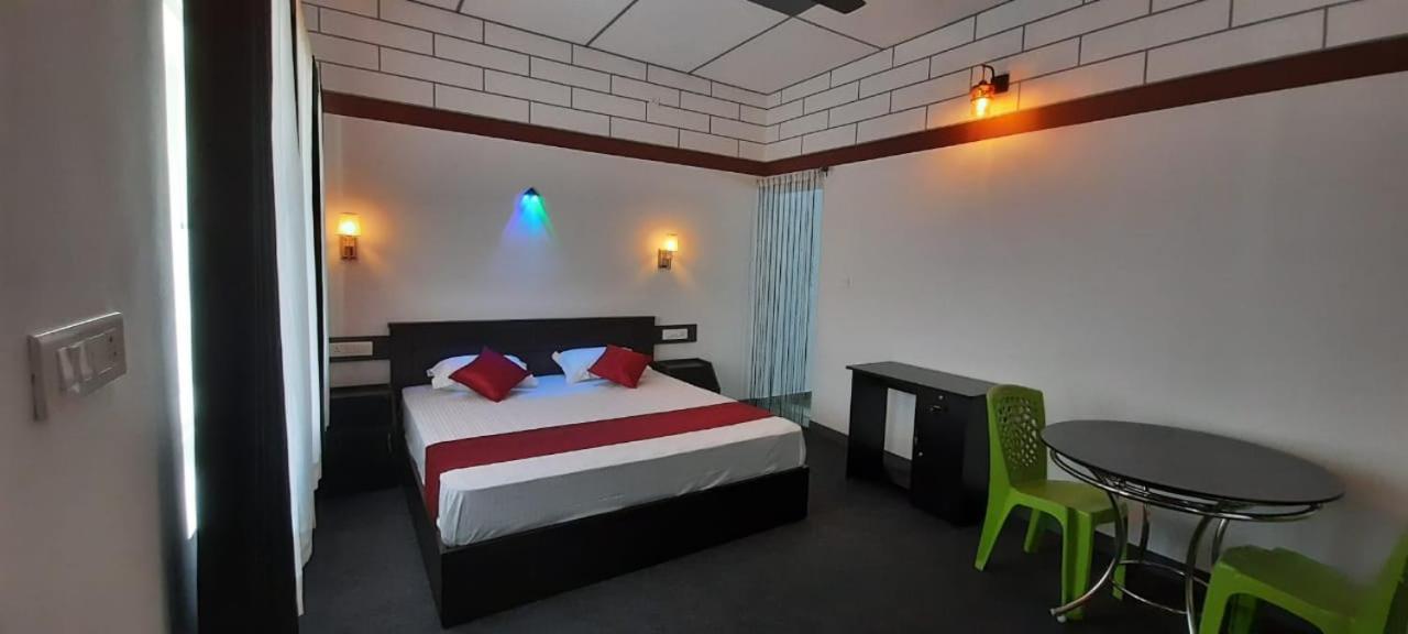 Linn View Home Stay 무나르 객실 사진